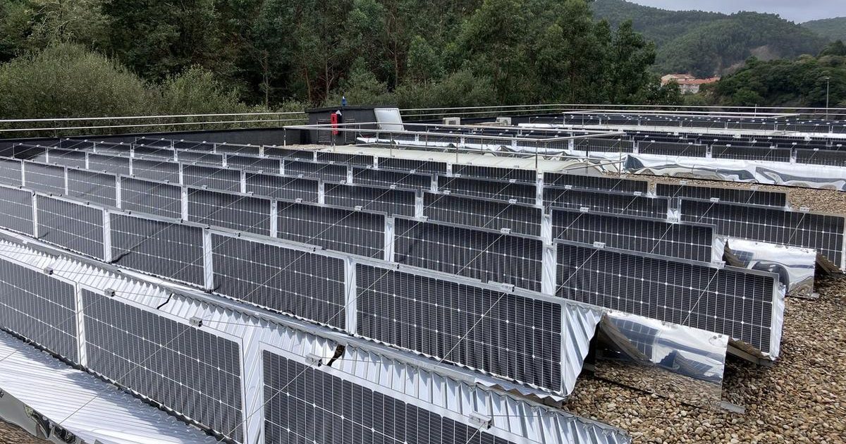 Instalación VectHor en la cubierta de la EDAR de Lemoiz (Bizkaia)